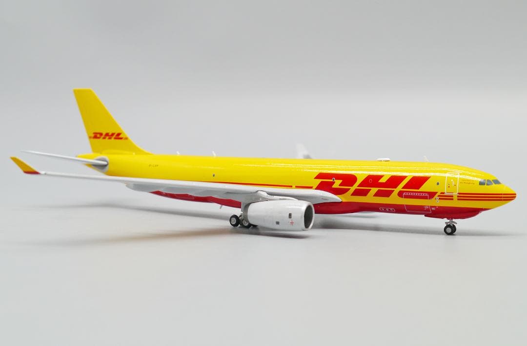 航空機・ヘリコプター DHL A330-200F B-LDP 1/400