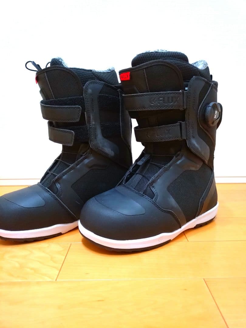 美品 FLUX フラックス スノーボードブーツ HB-BOA 22-23モデル