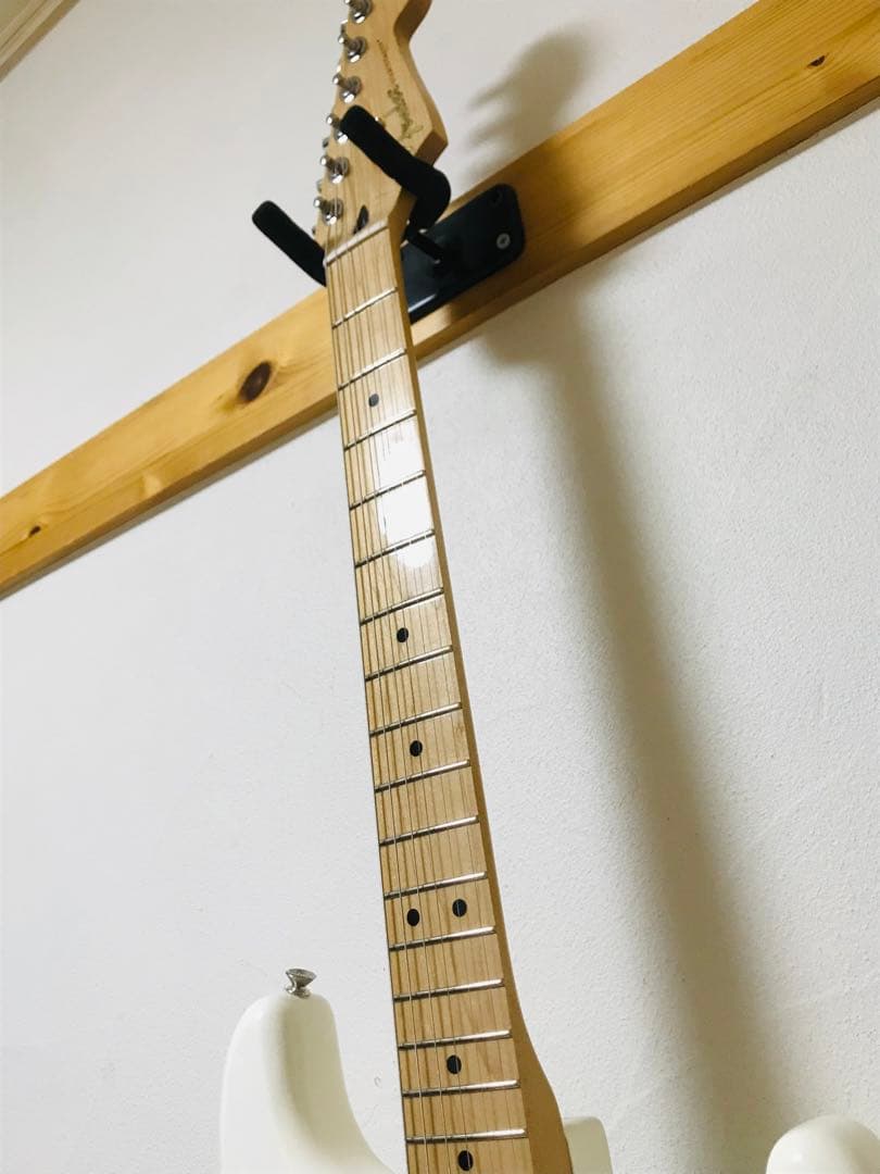 ギター Fender Player Stratocaster Polar White
