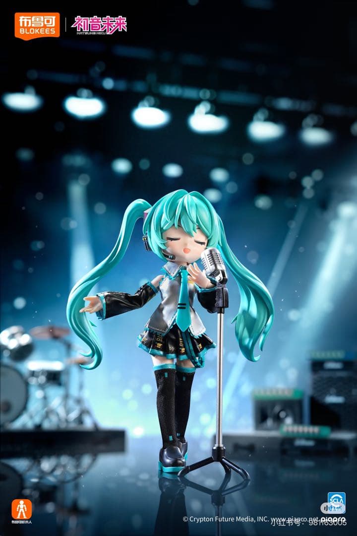 BLOKEES 初音ミク BJD ドール　　衣装付き　特典外出ポーチあり