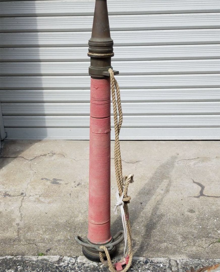 昭和レトロ・消防ホース口・消火栓ノズル・インテリア・ブリキバケツ