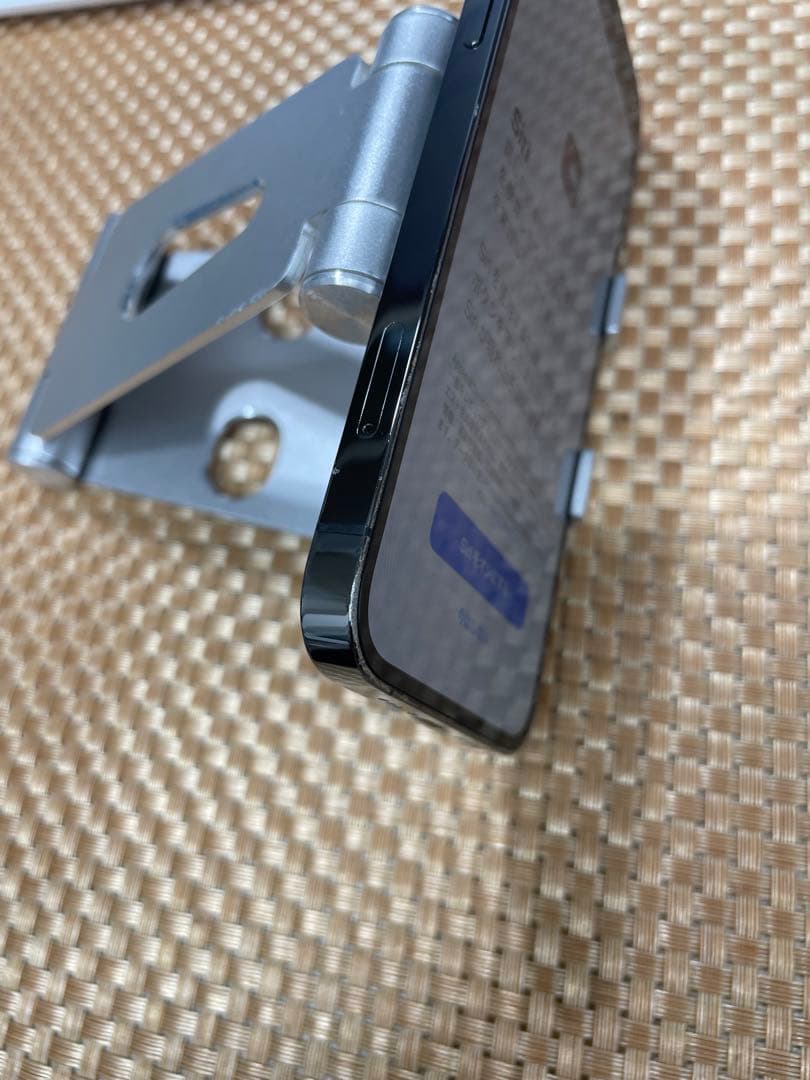 iPhone 12 Pro 128 GB グラファイトSIMフリー【8204】