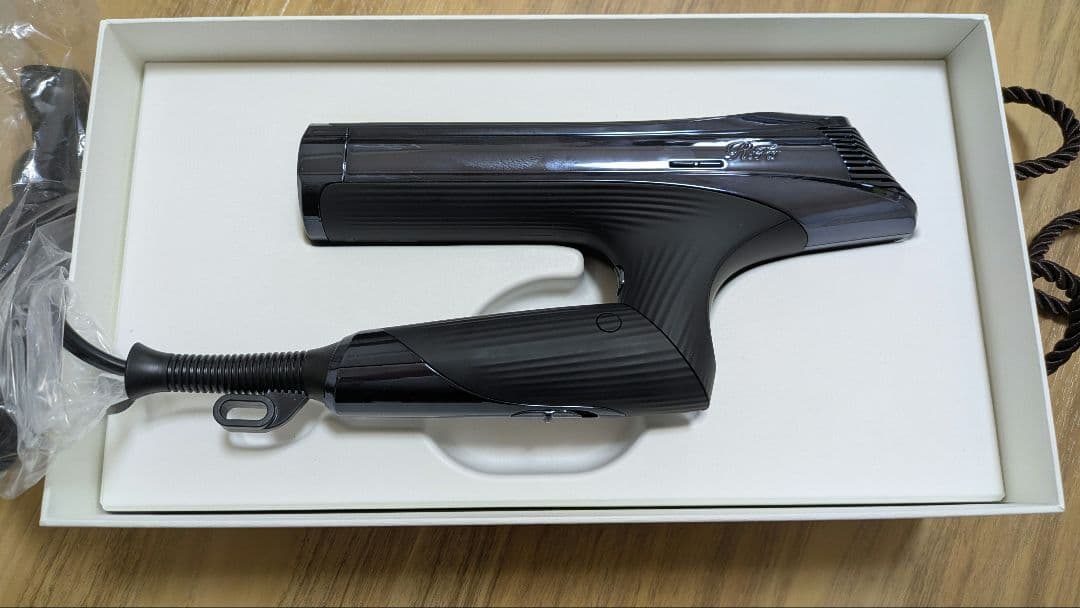 リファビューテック ドライヤー S+（ブラック）