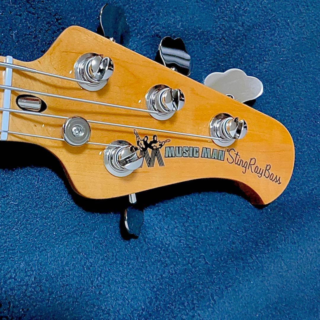 ベース MUSIC MAN Retro 70s StingRay
