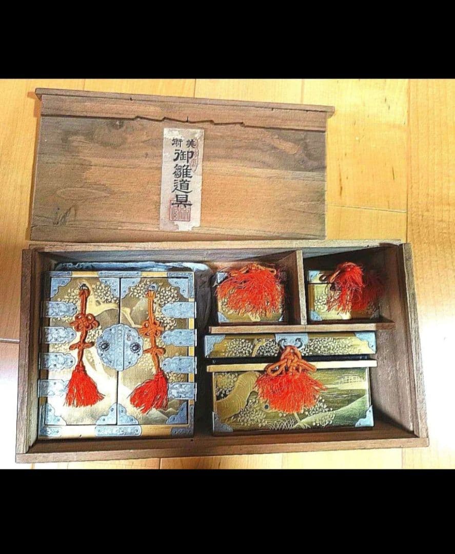 漆器 金箔装飾 骨董品御雛箪笥　希少レトロ RetroJapan　伝統