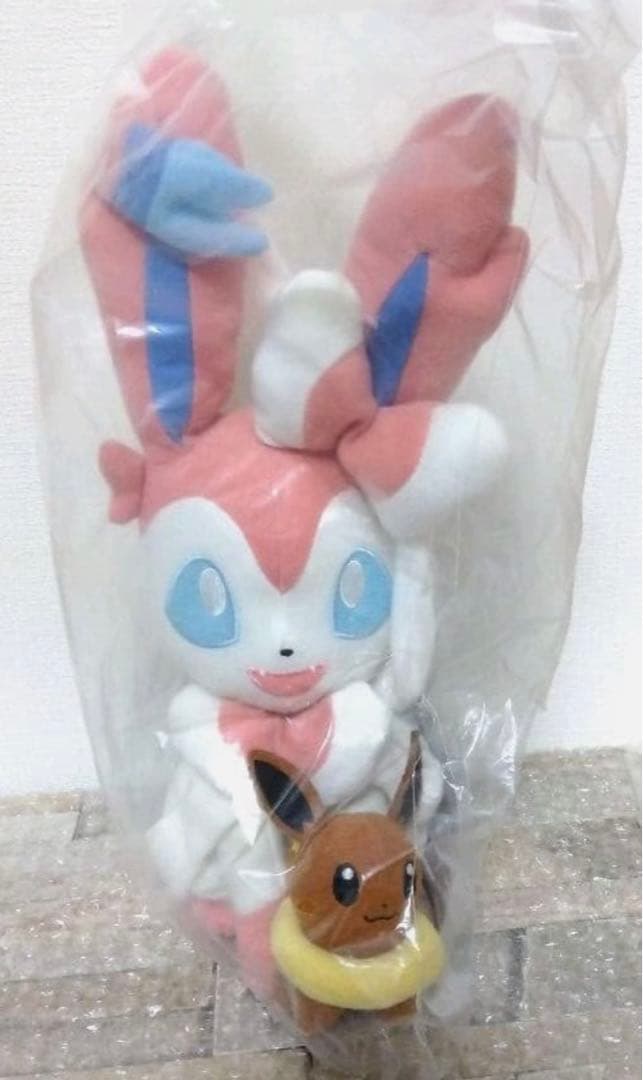 ポケモン　ぬいぐるみ　ニンフィア　イーブイ　フェアリー　202307092038