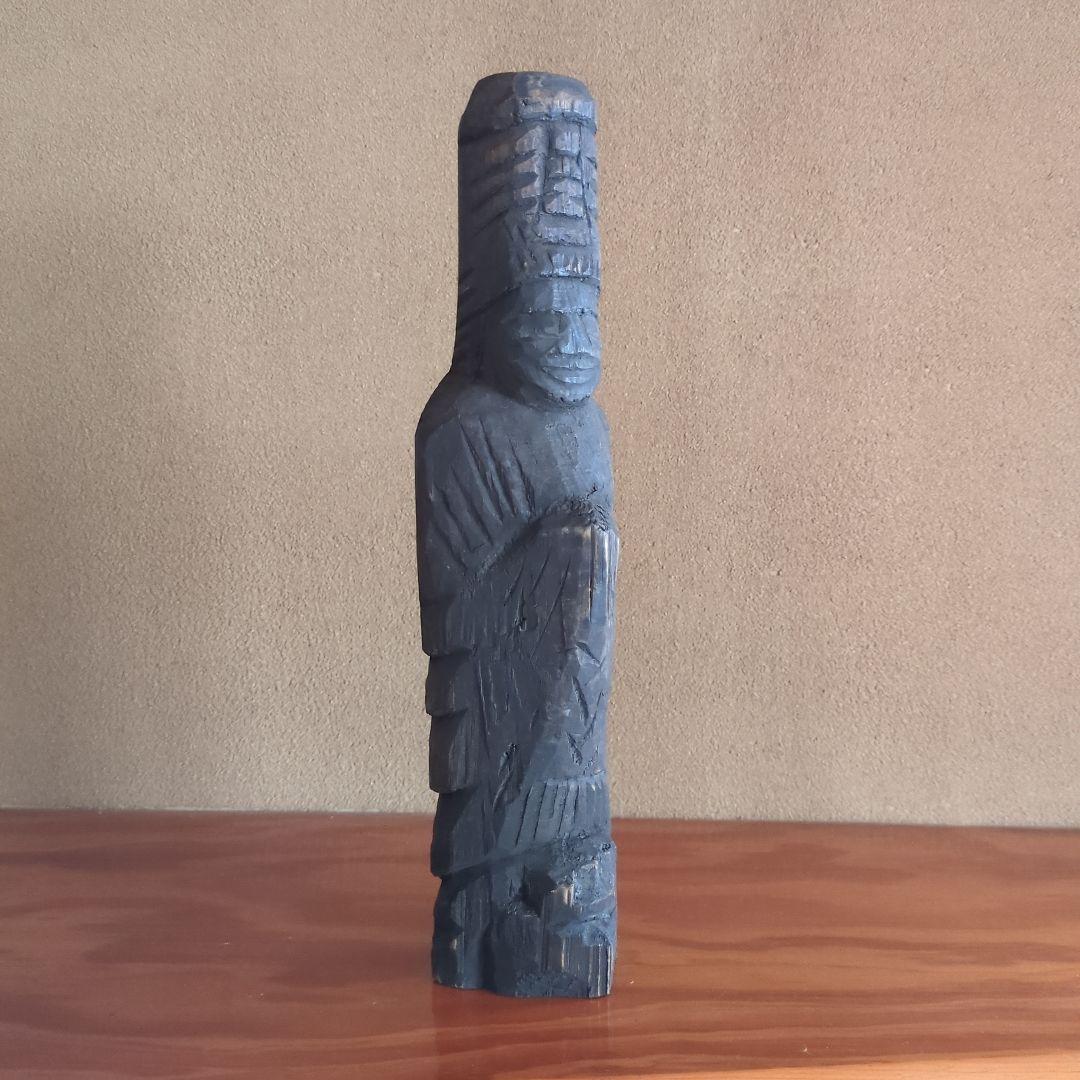 黒い木製彫刻 人形像 約30cm