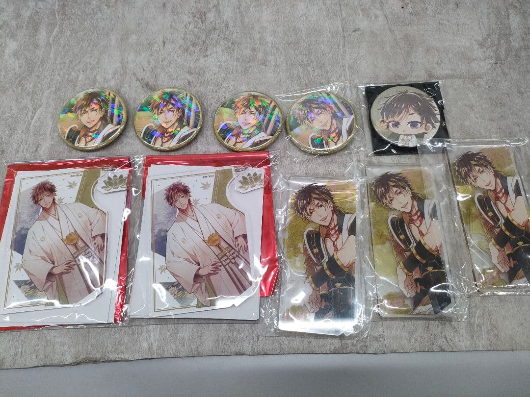 ビルシャナ戦姫　忠信　缶バッジ/アクスタ　まとめ