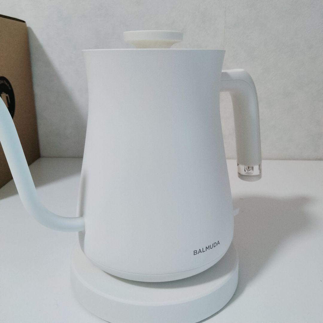 BALMUDA バルミューダ　電気ケトル　ホワイト　815