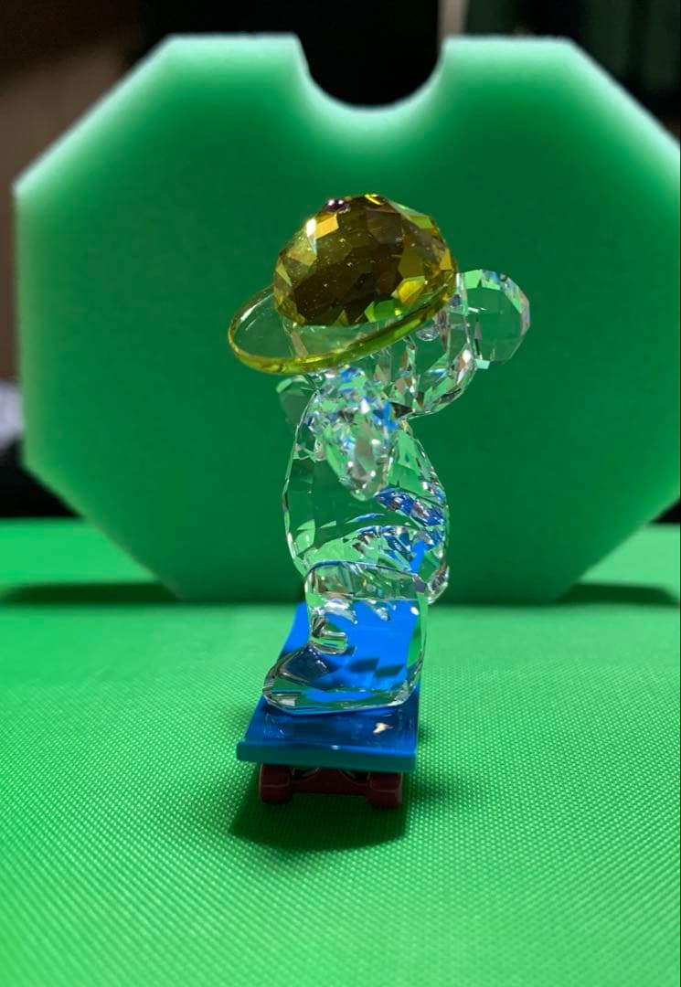 スワロフスキー　クリスベア　スケーターベア