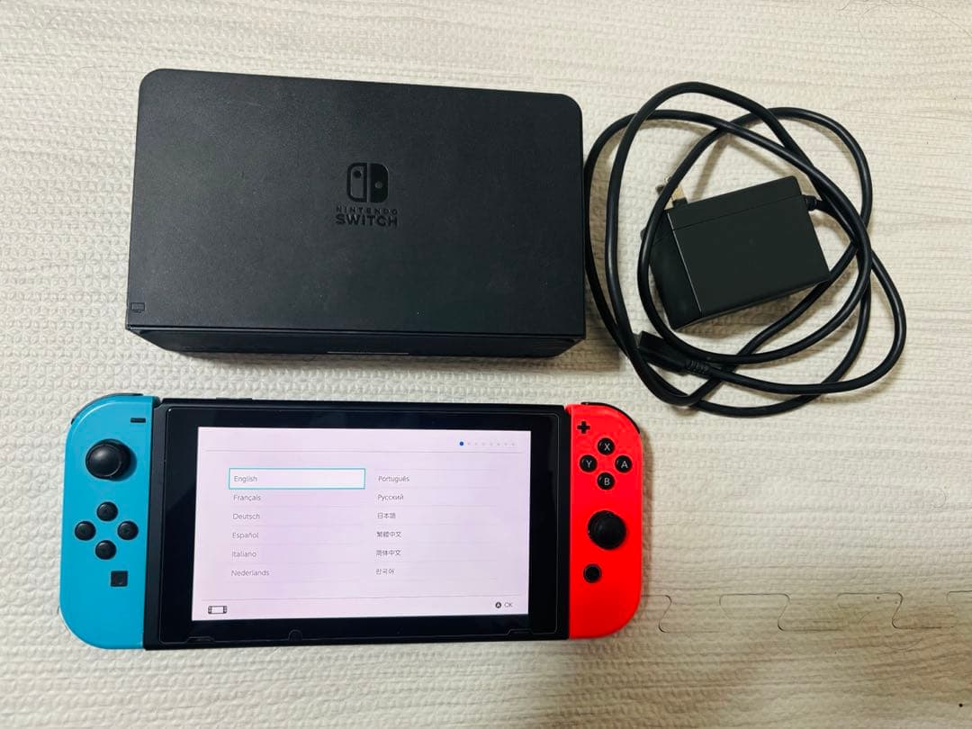 【動作品最安】 Nintendo Switch 本体 ネオンブルー/ネオンレッド