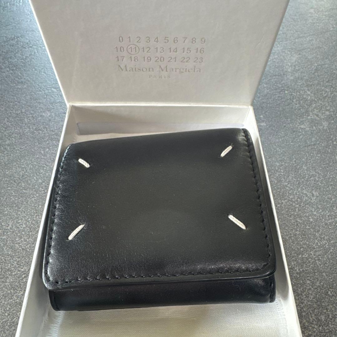 マルジェラ　三つ折り財布