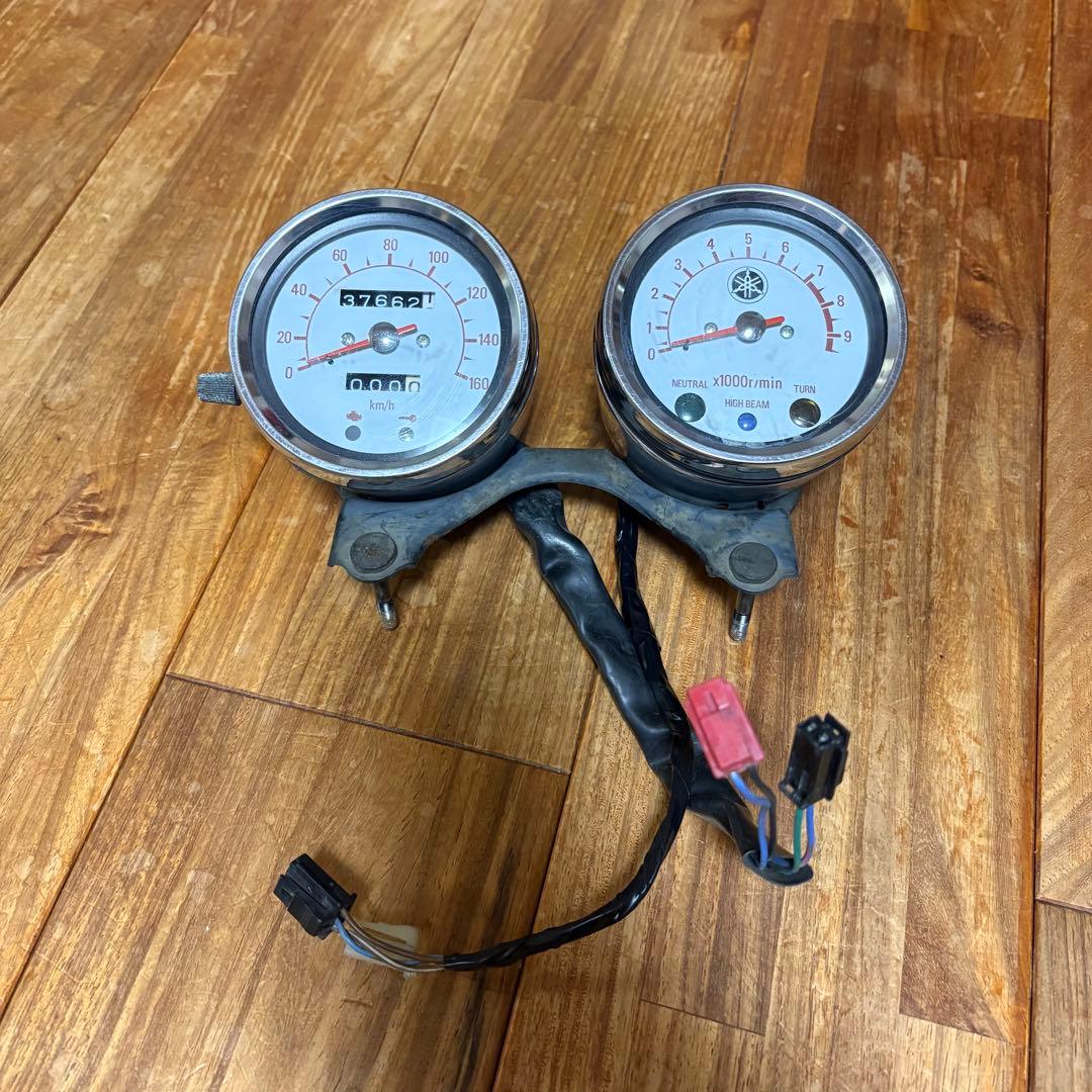 sr400 純正メーター　rh01j