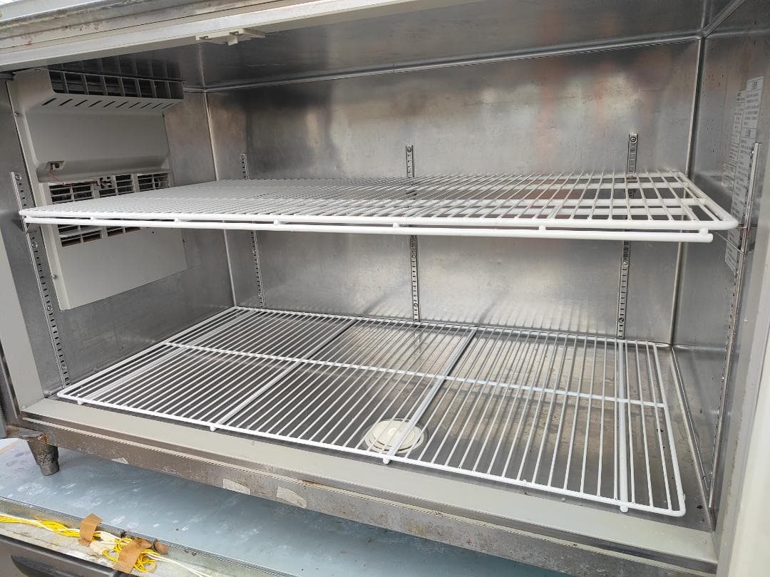 サンヨー 台下冷蔵庫 厨房用品 飲食店 ヨコ型 4台セット