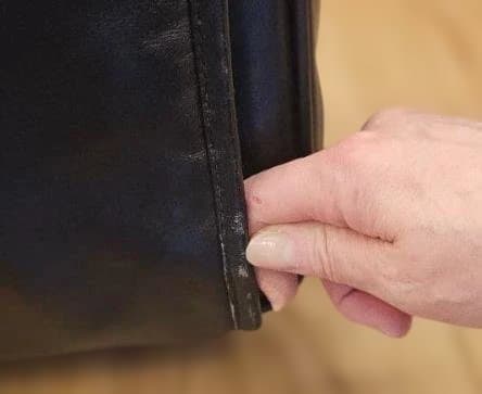 希少質感最高TUMIの良質の本革　TUMI ブラックレザー キャリーケース