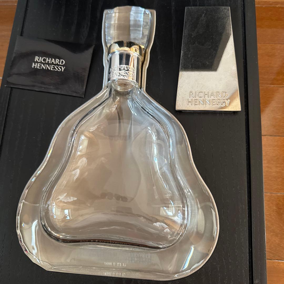 RICHARD HENNESSY【空瓶】