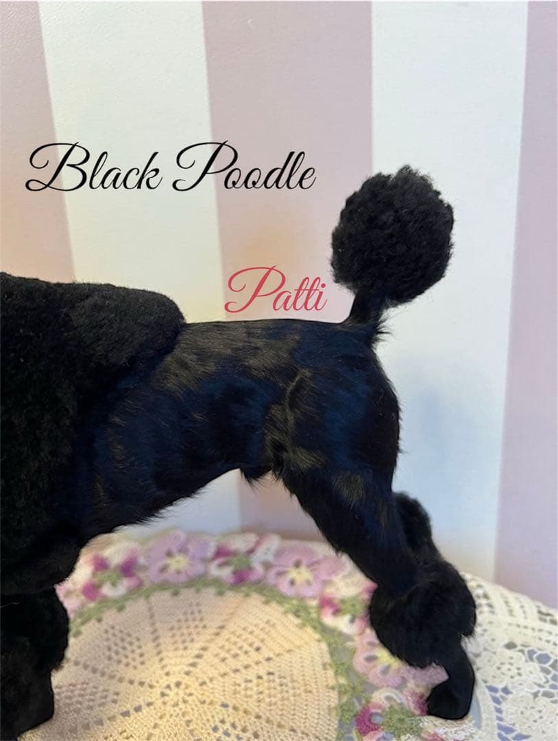BLACK❤︎ブラックプードル★リアルな置き物❤︎