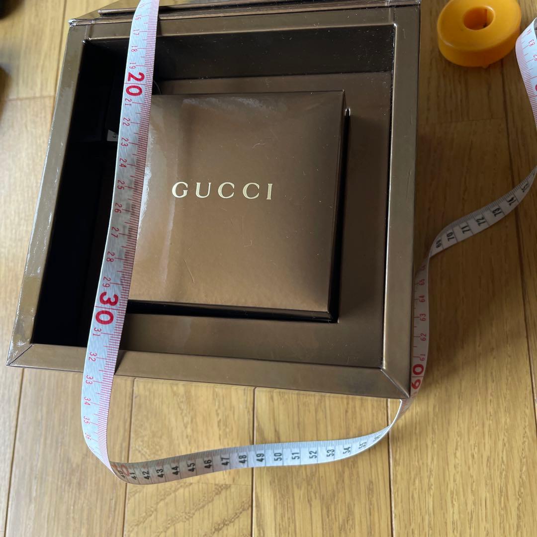 未使用 GUCCI シルバー 金属ベルト 時計