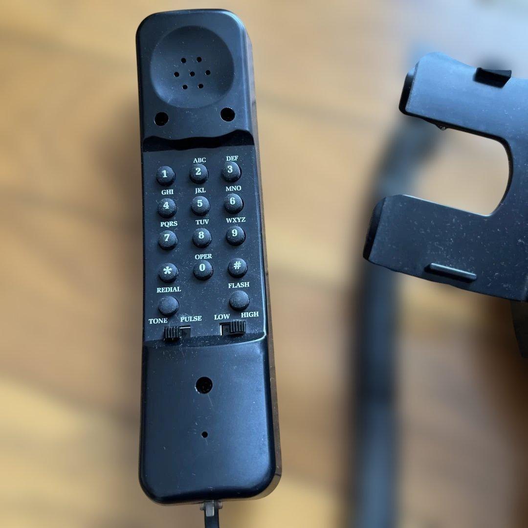 スパイダーマン フィギュア型電話