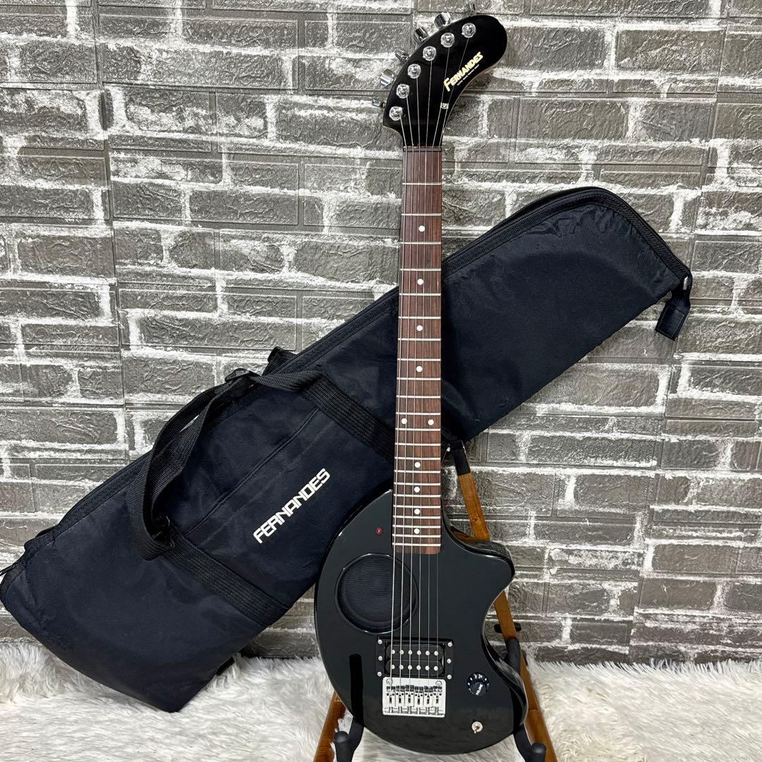 美品！FERNANDES ZO-3 ブラック 純正ソフトケース付 アンプ内蔵