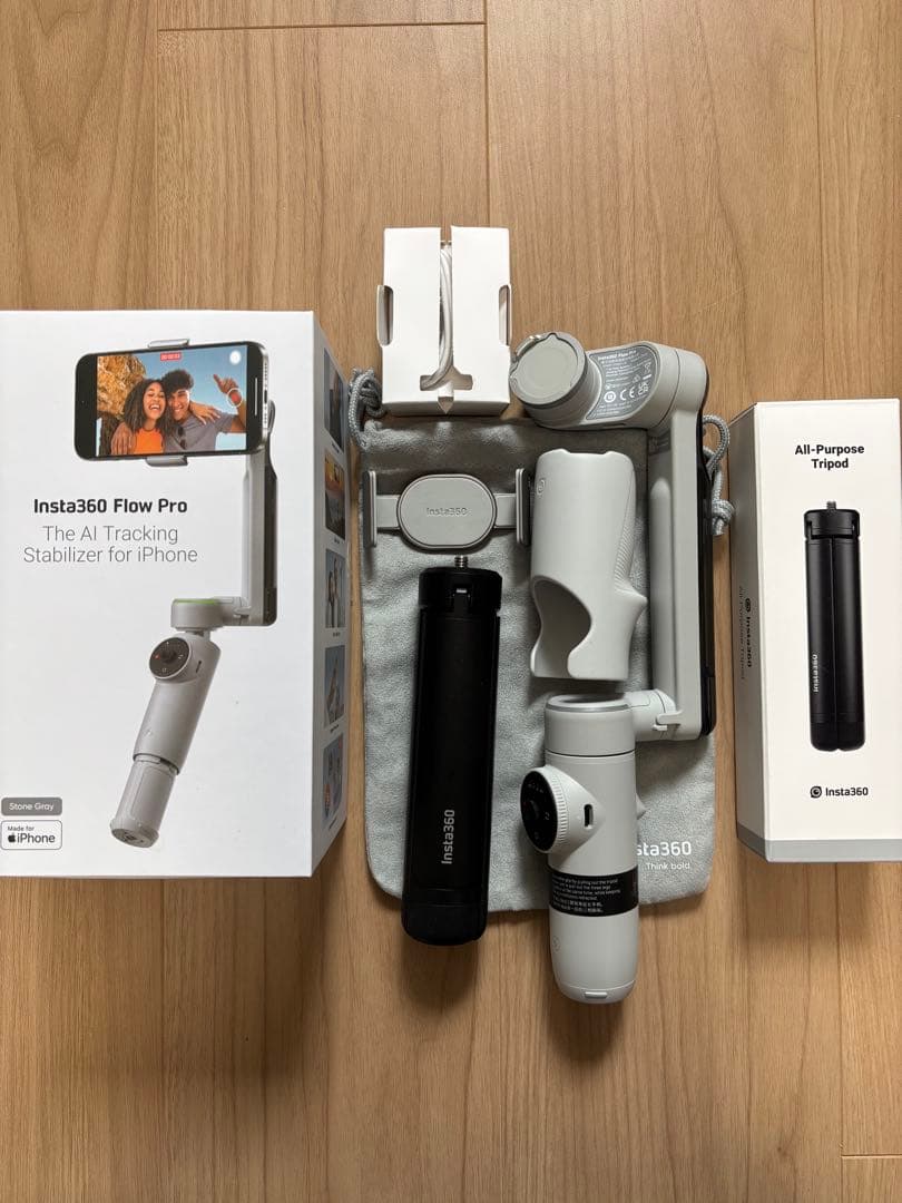 Insta360 Flow Pro (Tripod付き)