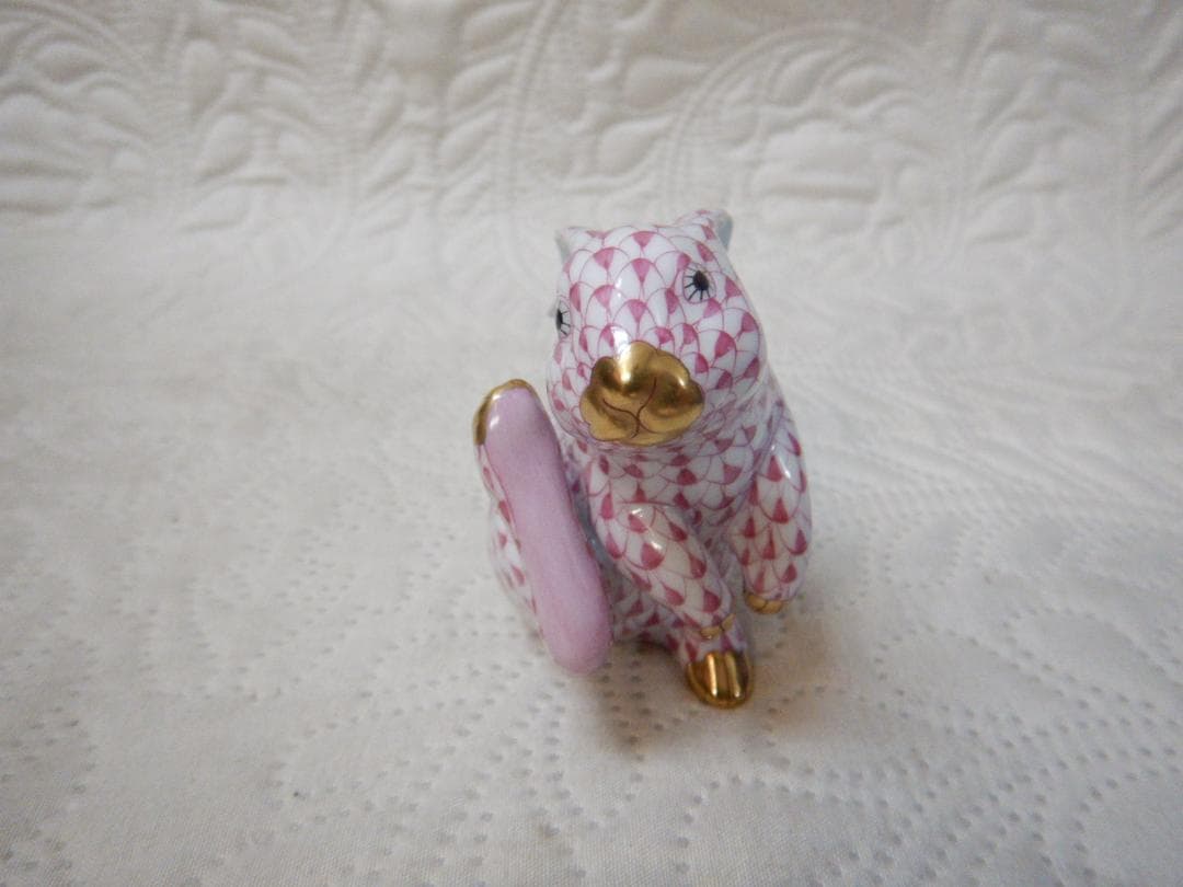 ヘレンド　陶器製　ウサギ　置物　ピンク