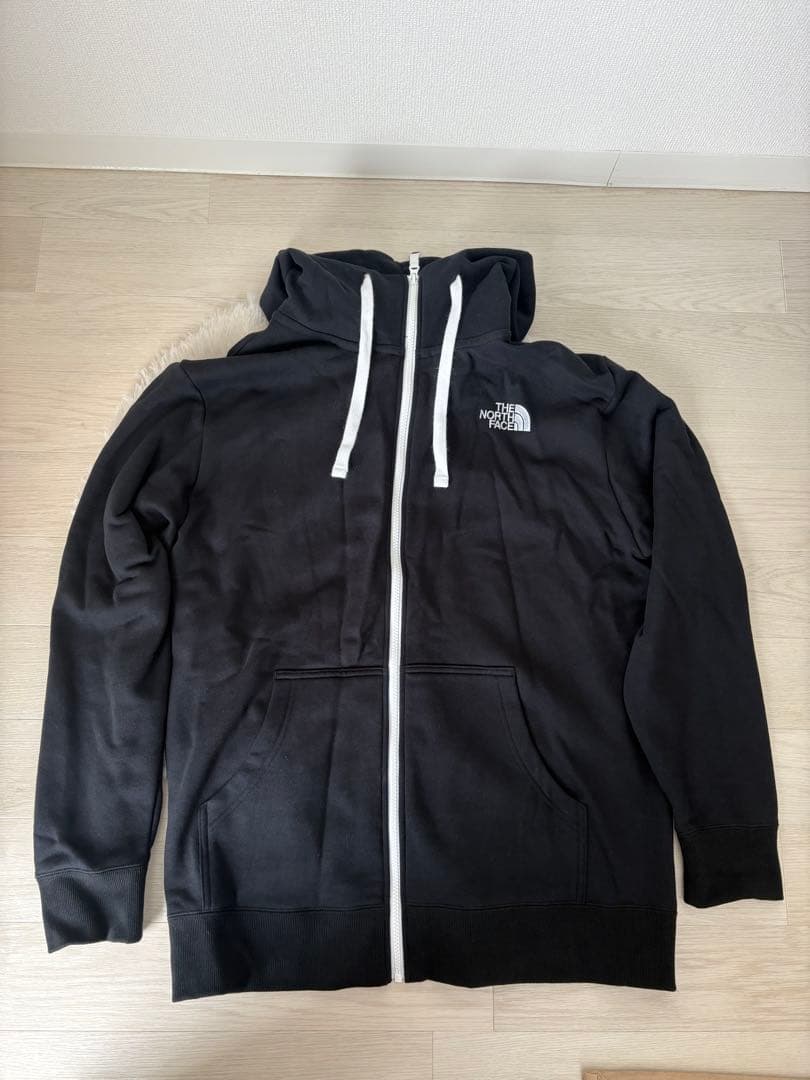 THE NORTH FACE ブラックパーカー NT12442
