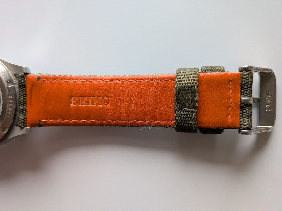 時計 Seiko SBSA141