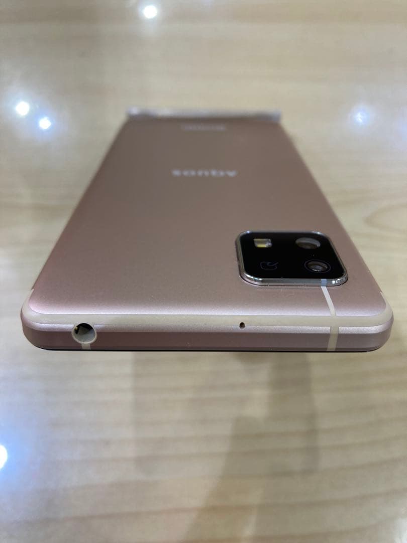 AQUOS sense4 lite 楽天版