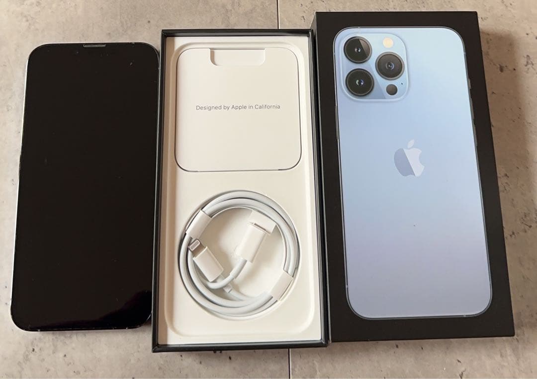 Apple iphone 13 pro 256 GB 本体 82％