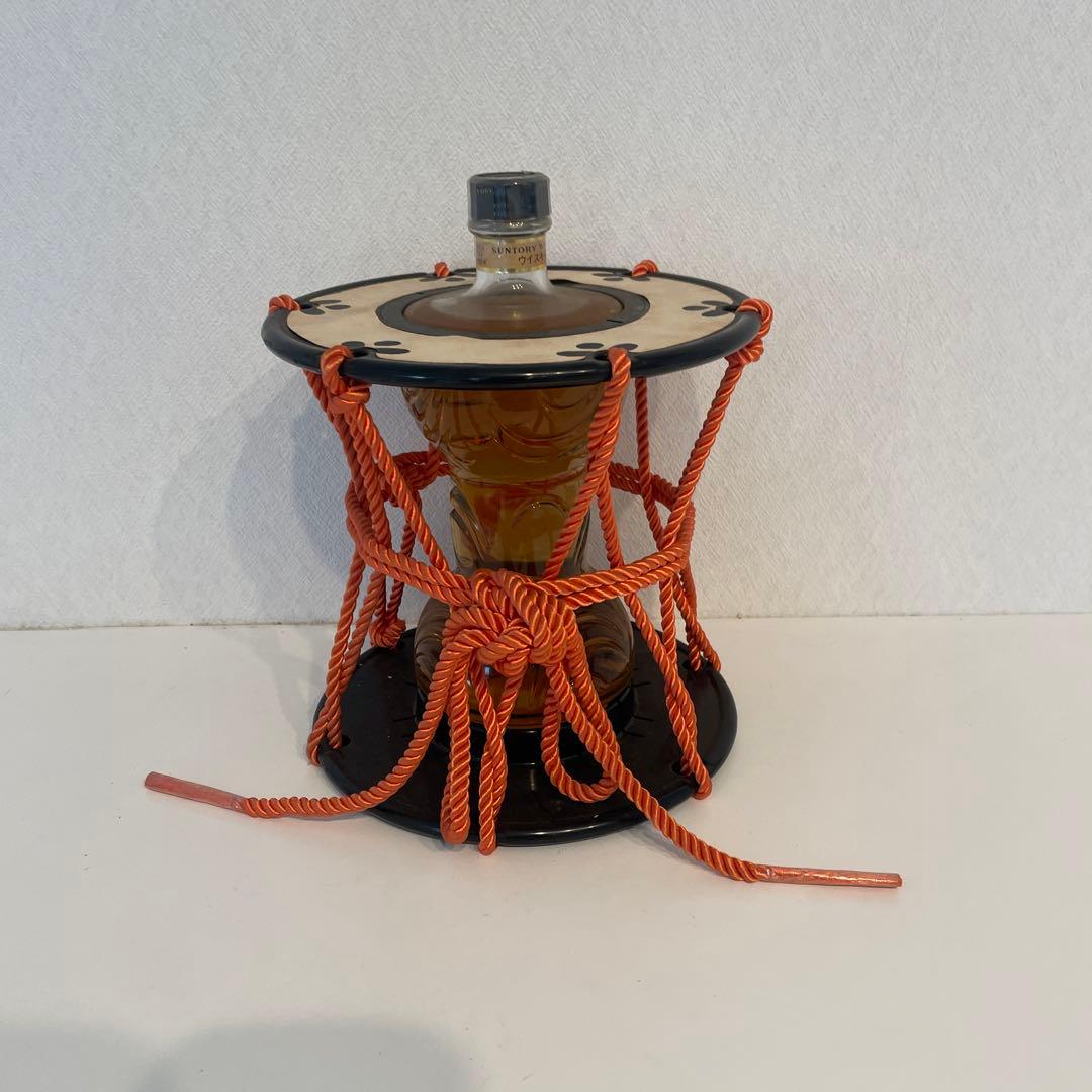 サントリーピュアモルトウイスキー 木桶仕込 1982年 直火蒸溜〈鼓型ボトル〉