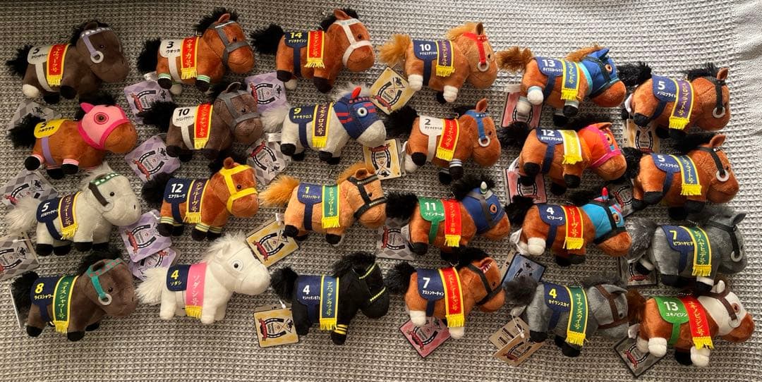 サラブレッドコレクション　ボールチェーン　＊ まとめ売り　24種 ＊値下げ