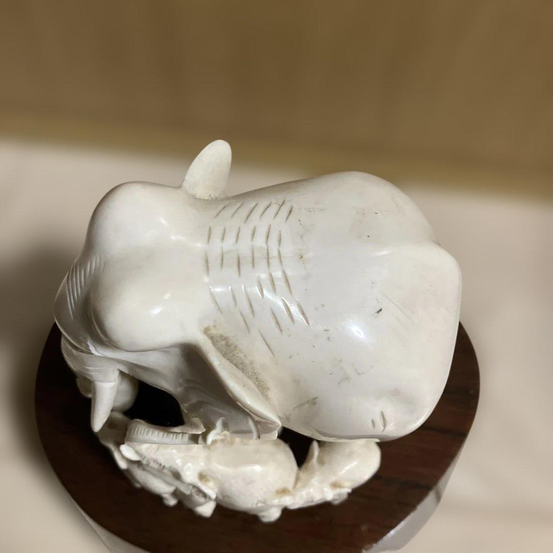 Y2555 高級彫刻　ゾウ　置物　オブジェ　 付属品　木の台付き