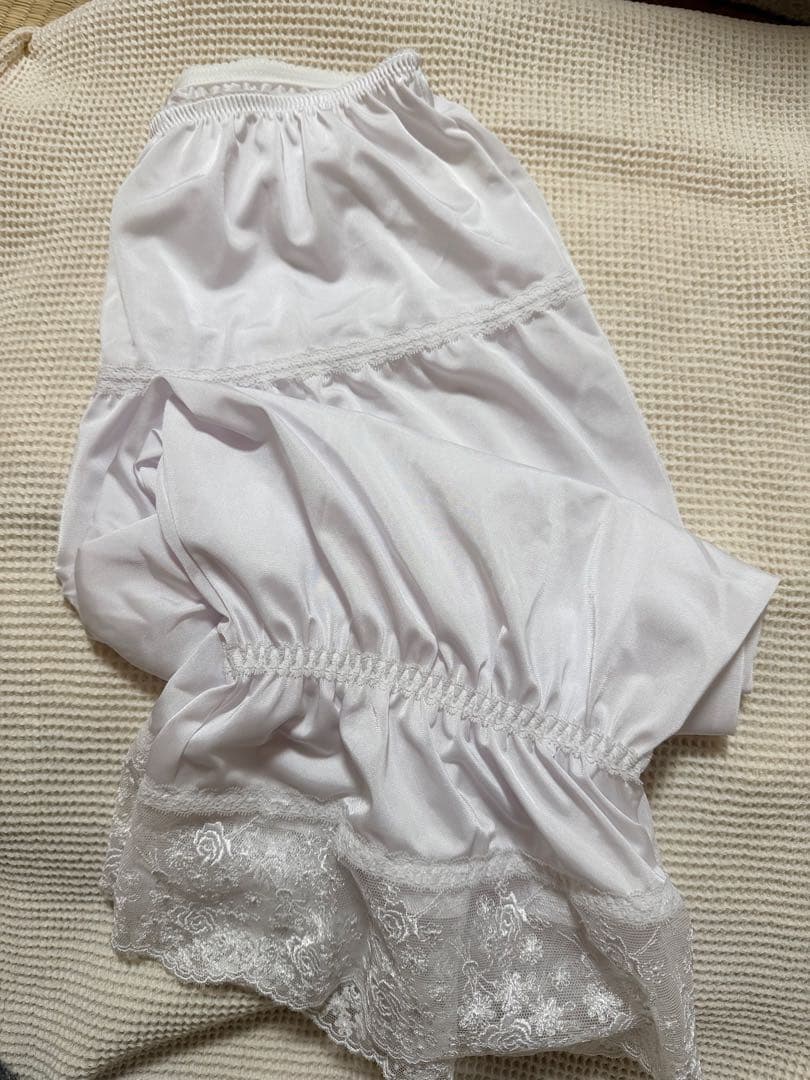 Halさん　セモアブライダルインナー