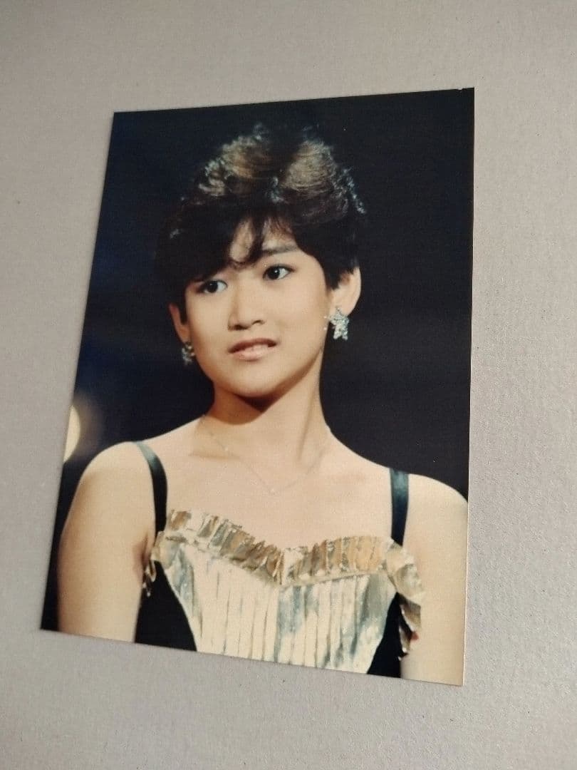 【生写真】1980年代アイドル 岡田有希子