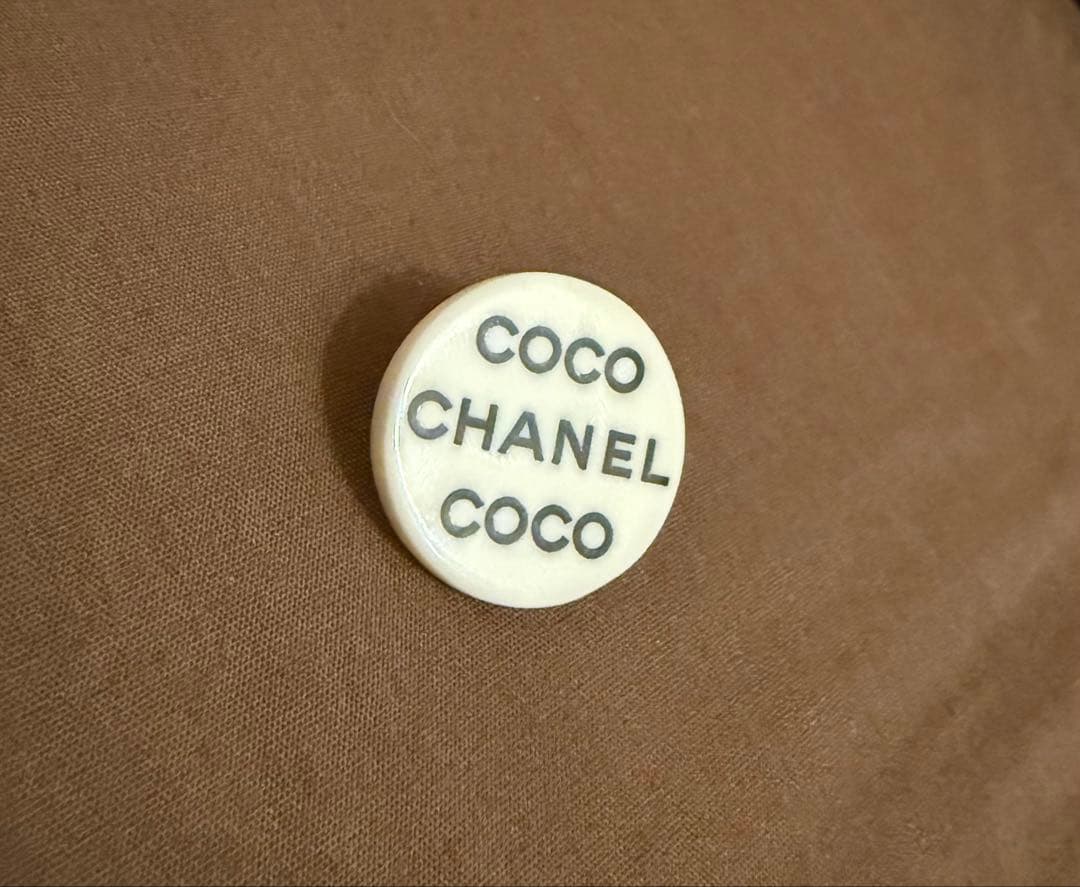 CHANEL Coco Chanel ブローチ ホワイト