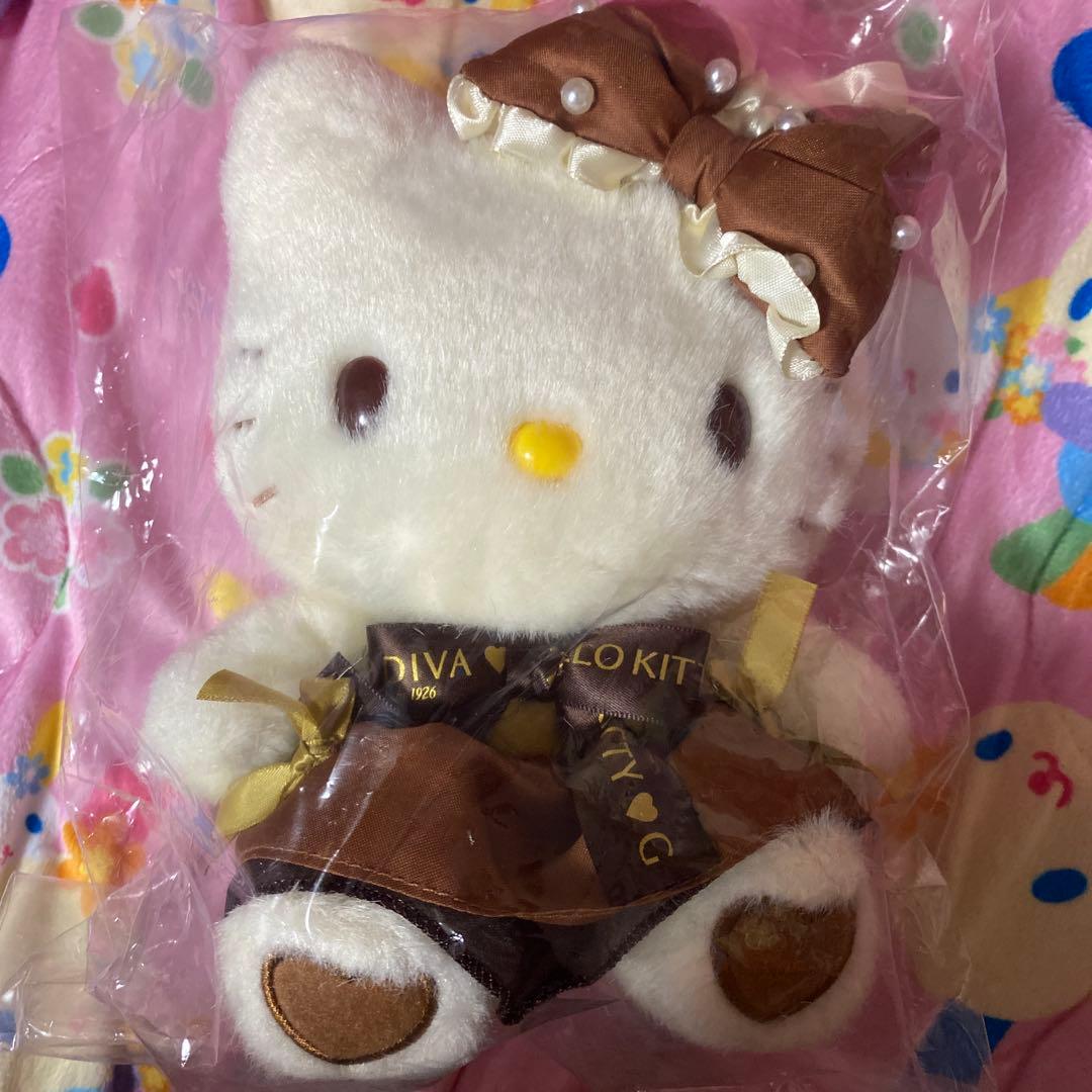 サンリオ GODIVA 2025ハローキティ ぬいぐるみ