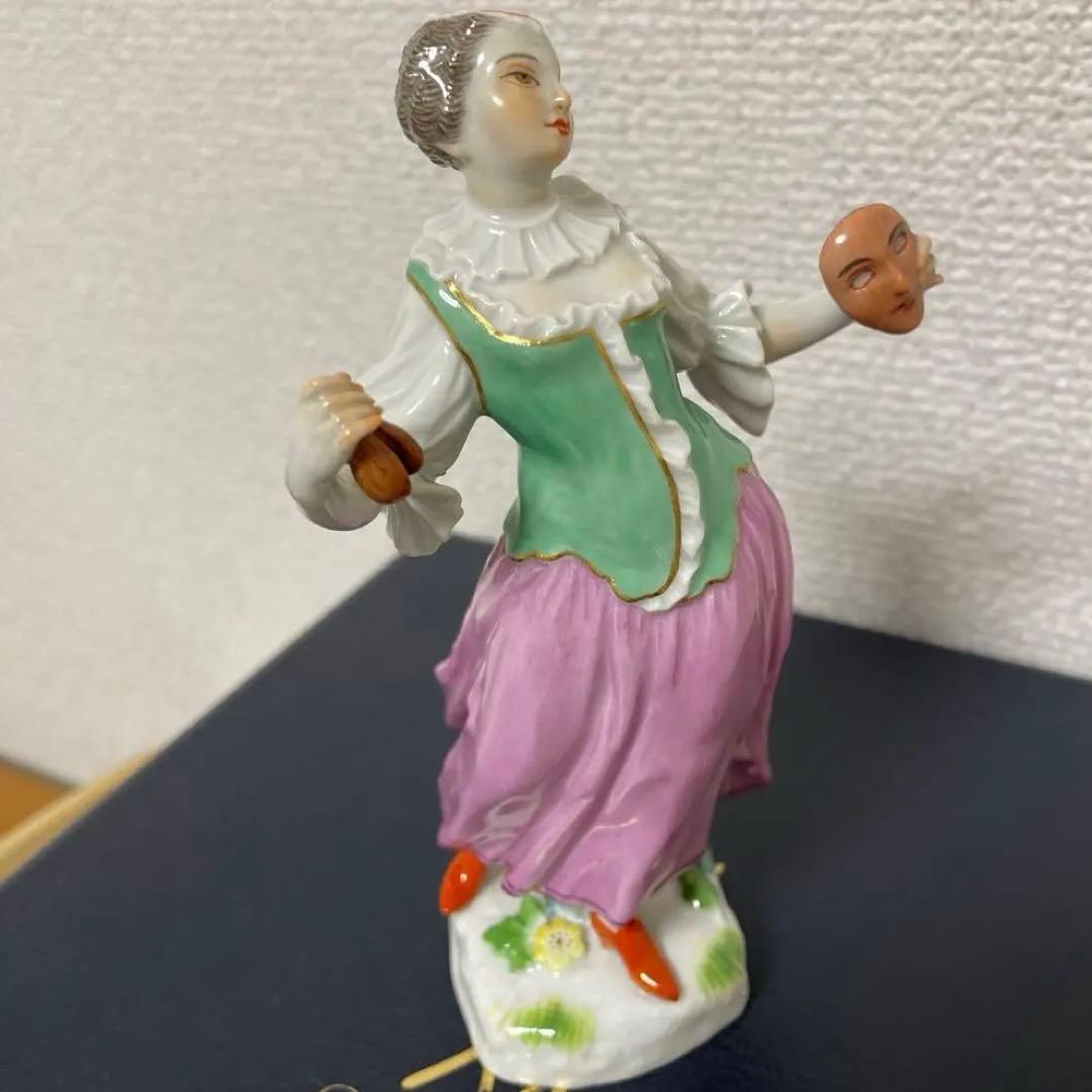 ＊ケンドラー＊コロンビーヌ＊高さ１４cm・左手の一部に綺麗な修復あり・マイセン・