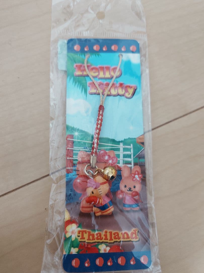 タイ限定　キティ　ムエタイ携帯ストラップ　★ ハローキティ　希少　（廃盤品）レア