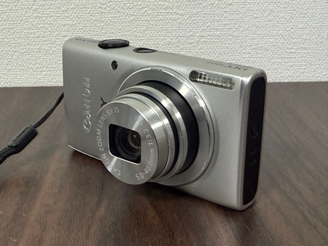 【美品】Canon IXY 100F キャノン　コンデジ