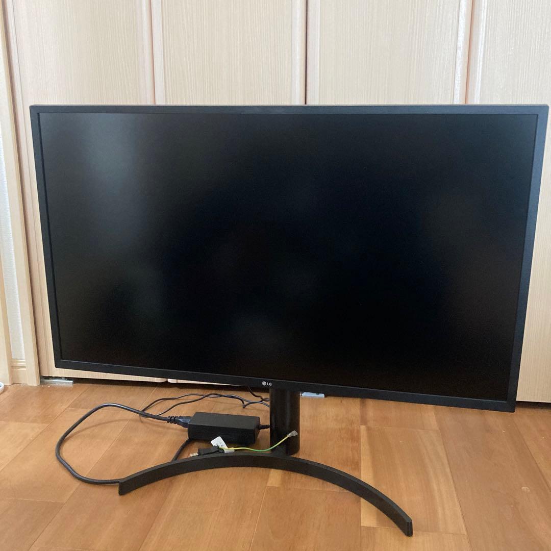 LG 31.5インチ　4Kモニター　32UK550