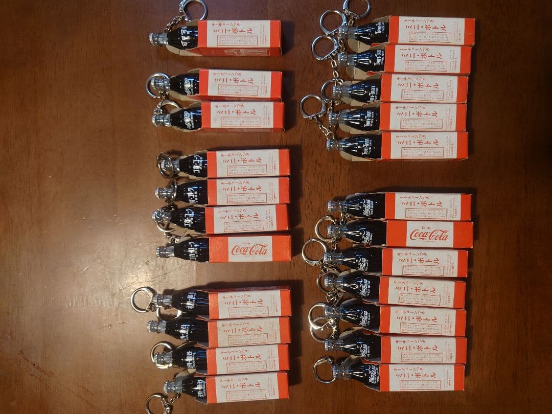超激レア品★新品未使用箱付き　コカ・コーラレトロキーホルダー