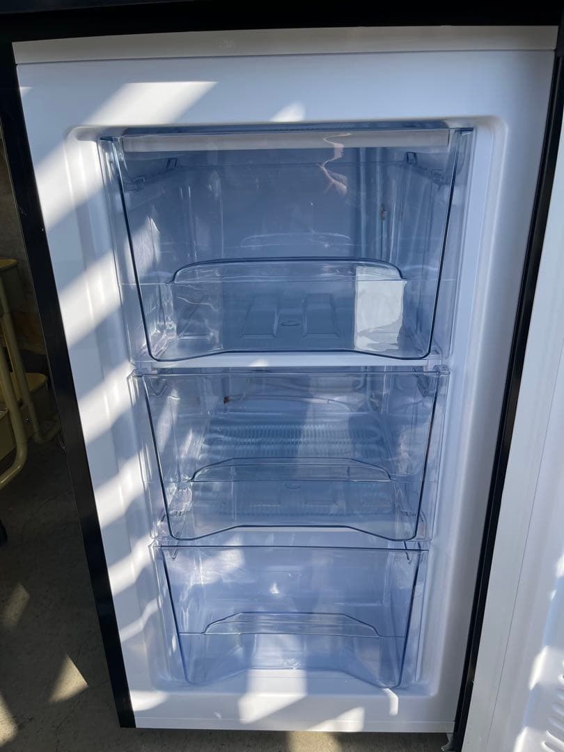 アイリスオーヤマ IUSD-6B-B 2025年製冷凍庫　60ℓ T