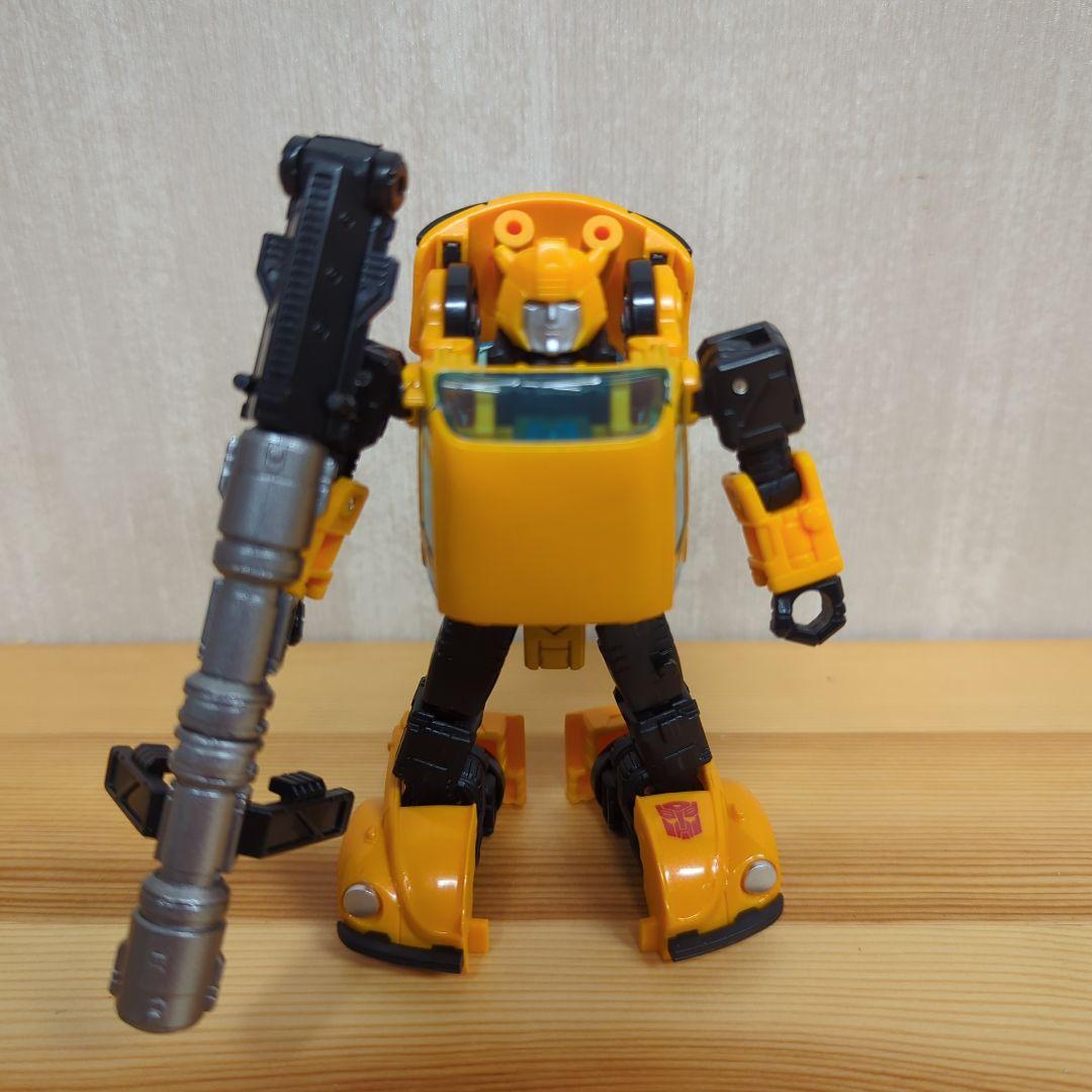 トランスフォーマー WFC-09 バンブルビー ネットフリックス