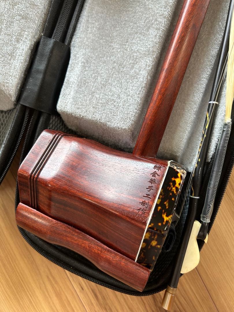 Nora　値下げ⭐️美品　二胡 ケース付き