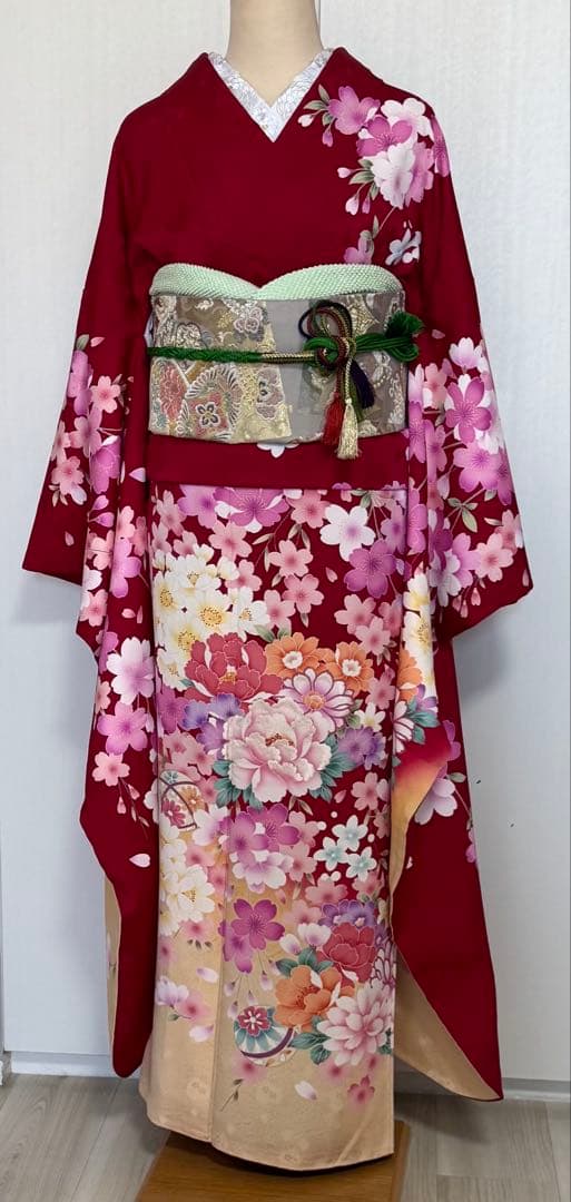 ♪*♪様 美品　裄７１ｃｍ　豪華４点セット　ブランド「anan」刺繍振袖