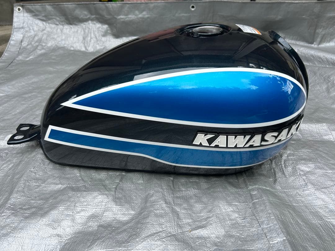 KAWASAKI W800用タンク