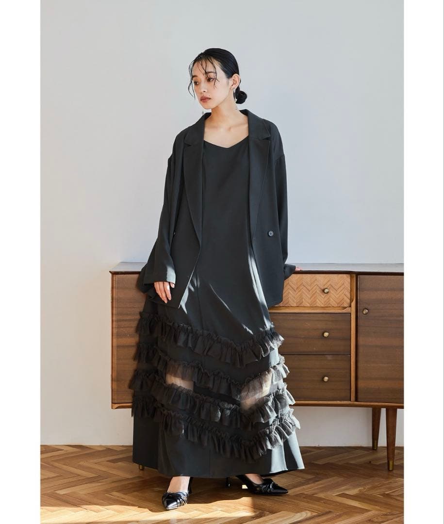 トランスペアレントヘムセットアップドレス