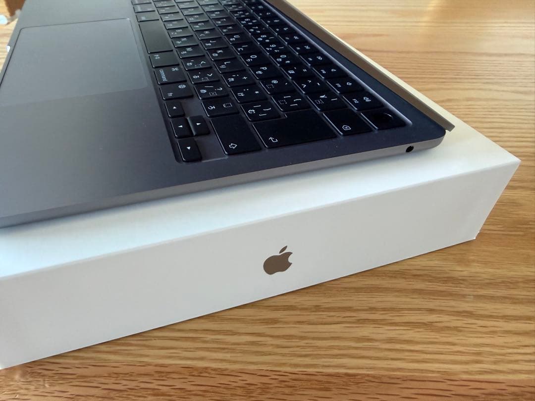 M3 MacBookAir 13.6インチ 16GB/512GB スペースグレイ