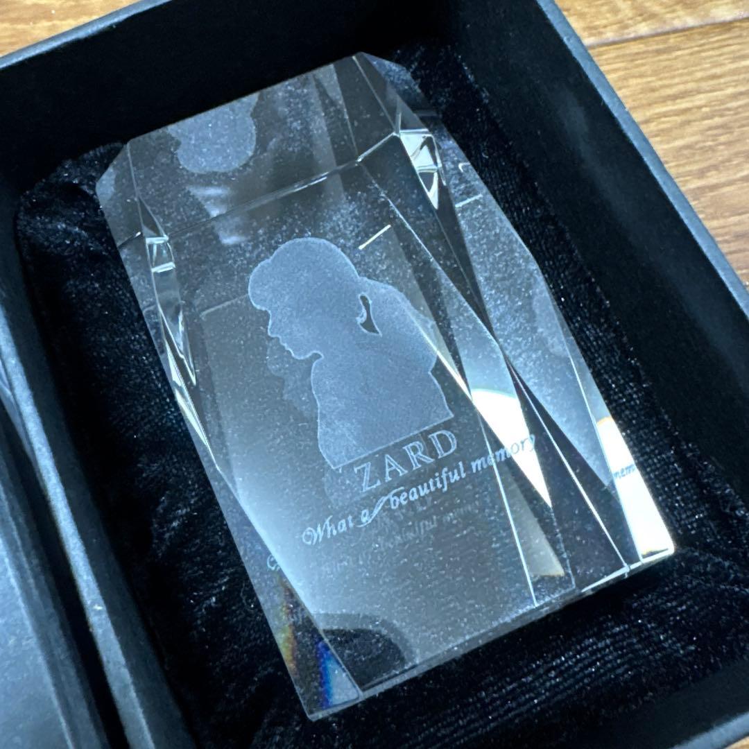 ZARD クリスタルペーパウェイト